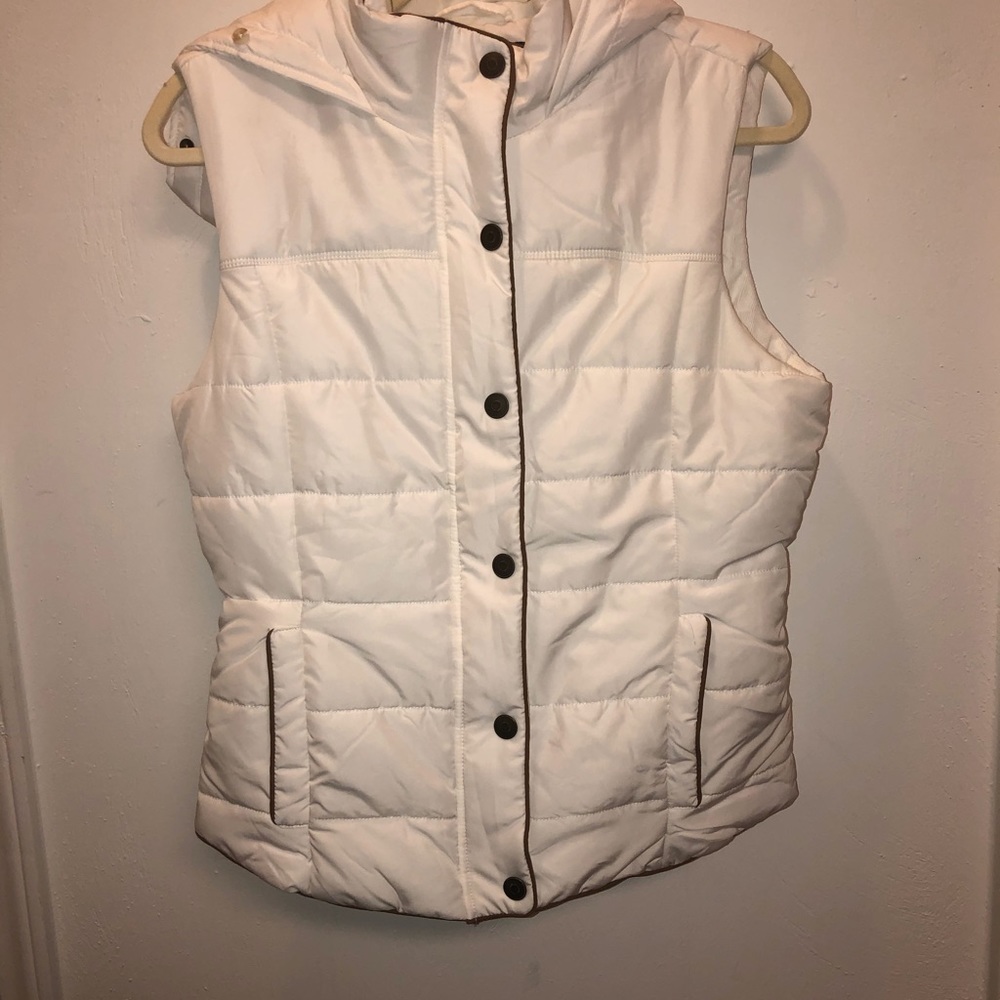 White puffer vest